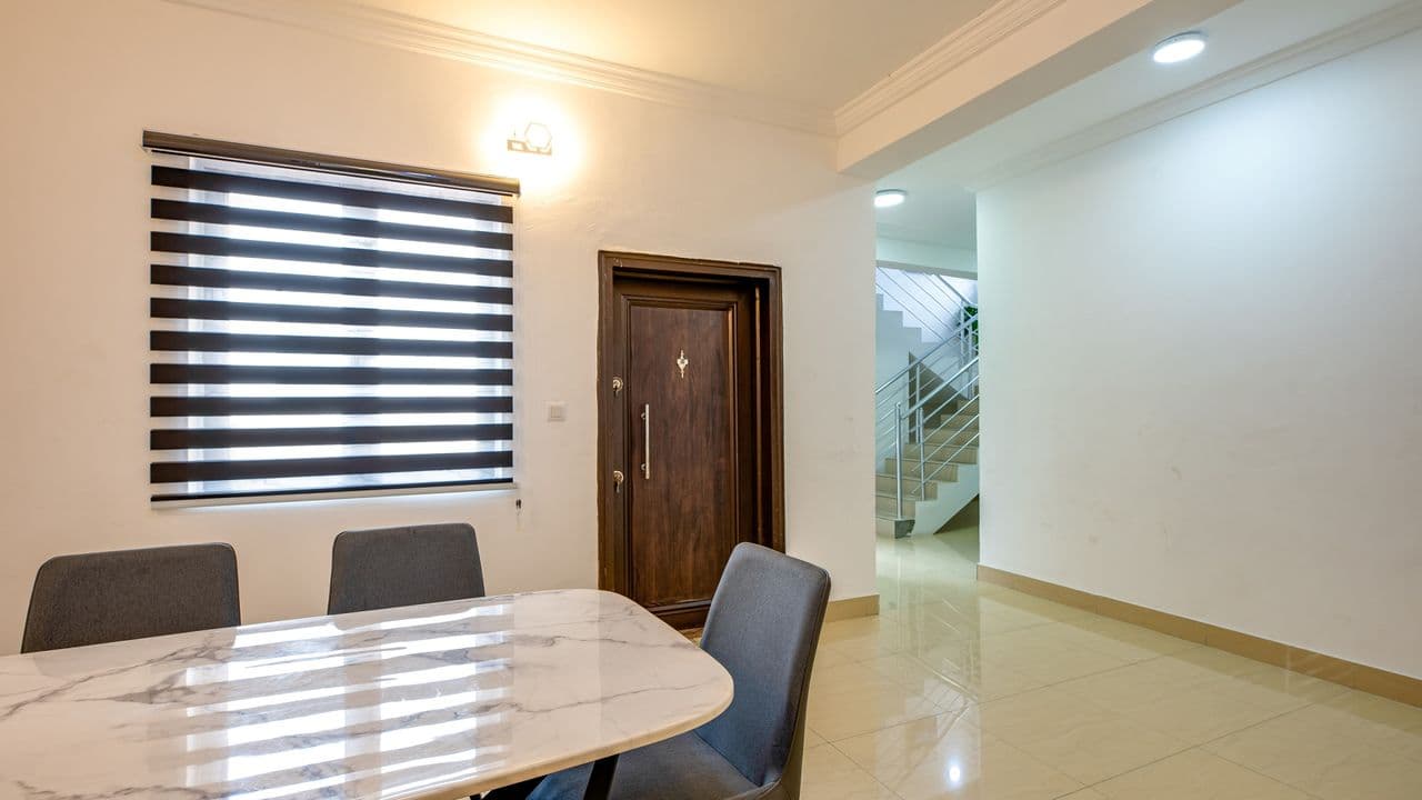 Four-Bedroom Apartment image 10