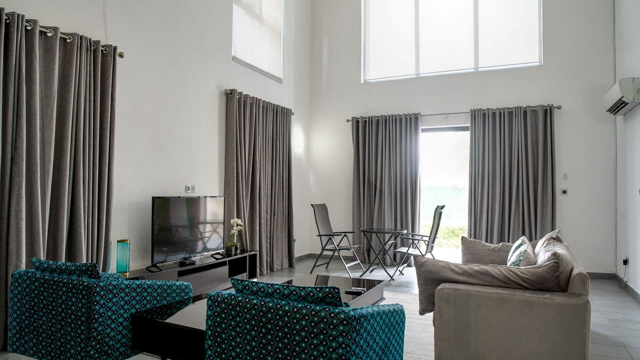 One-Bedroom Duplex (Loft) image 5