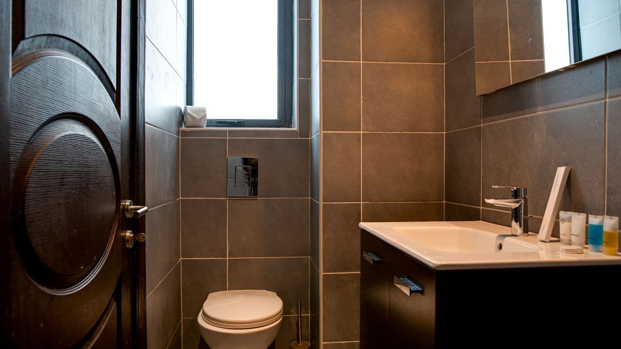 One-Bedroom Duplex (Loft) image 7