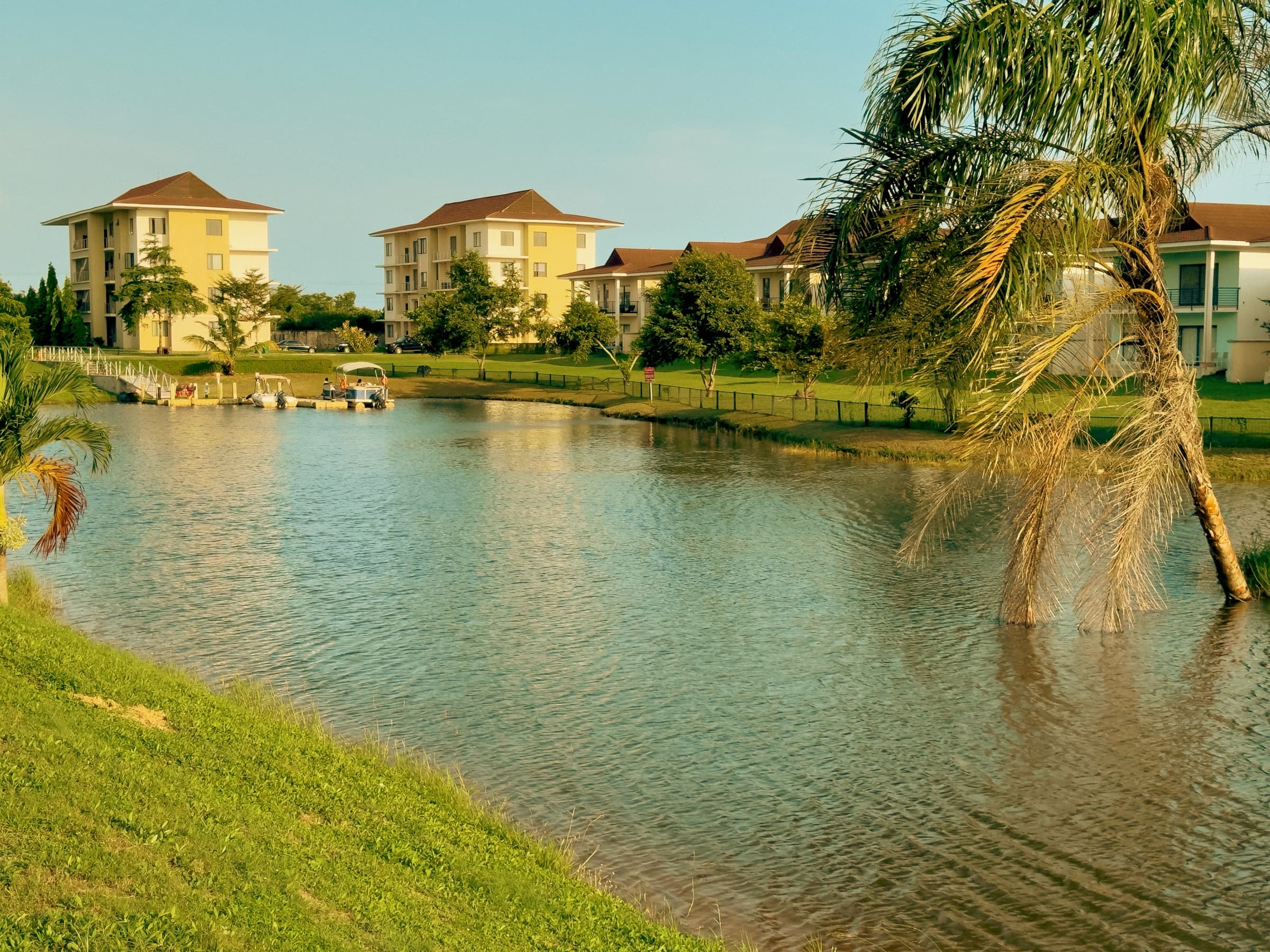 Lakowe Lakes estate view for partner and media reference