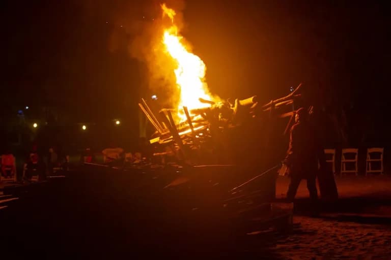 Bonfire and Karaoke with Grills